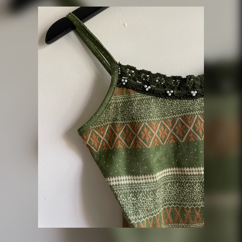 Soft Geometric Pattern Tank - Picture 5 of 7